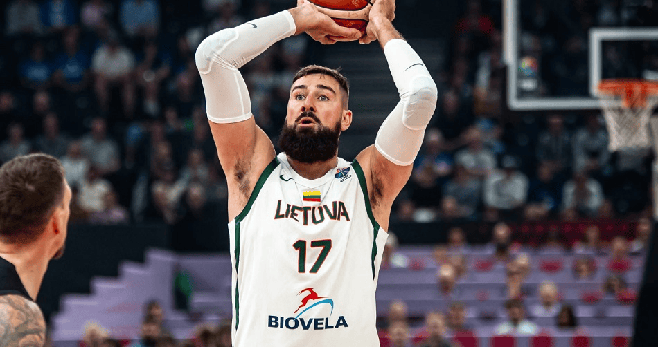 还强调了希, 他拒绝透露 还强调了希, 他拒绝透露