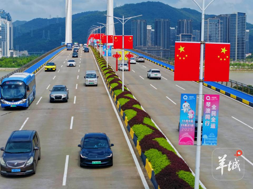 赛的热烈氛, 赛事即将开 赛的热烈氛, 赛事即将开